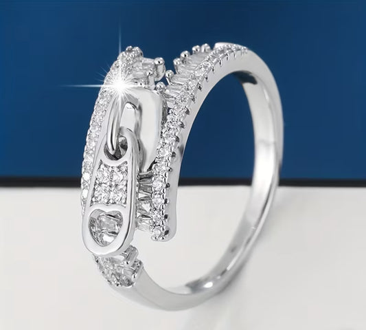 Silver zipper ring