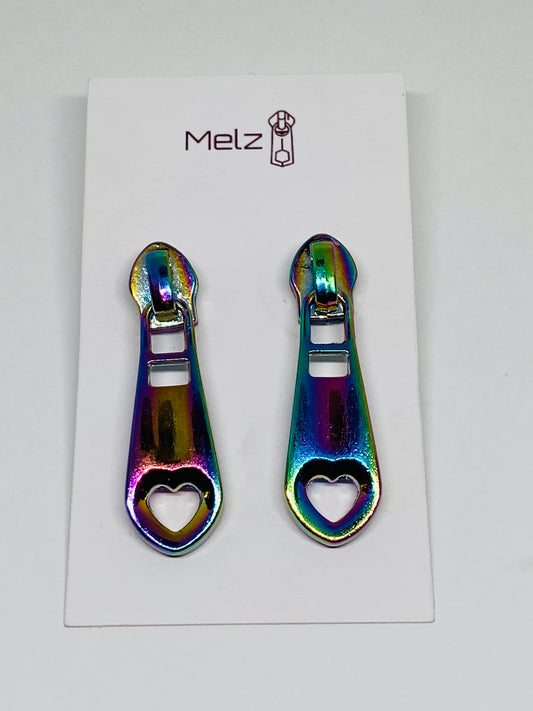 Metallic Zipper Pull with heart