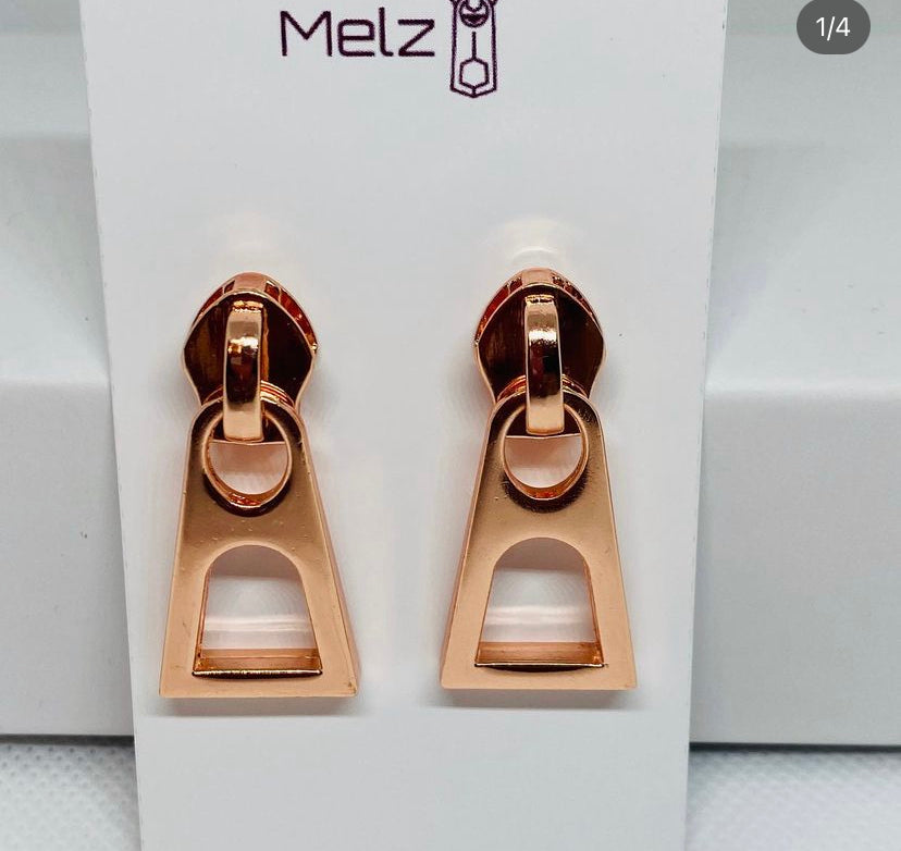 Rose gold triangular zipper earring